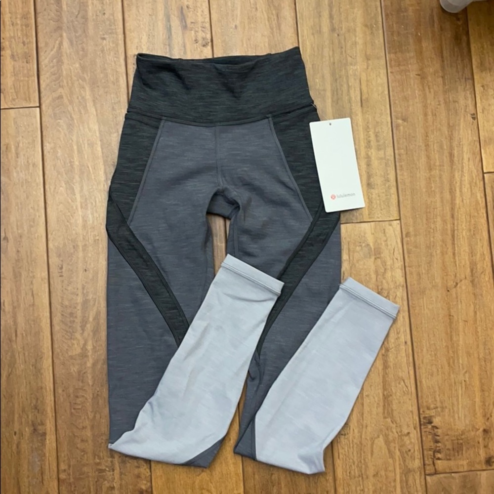 Lululemon early extension HR right 28”